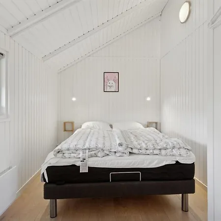 Hannah - 200m From The Sea By Interhome Feriehus