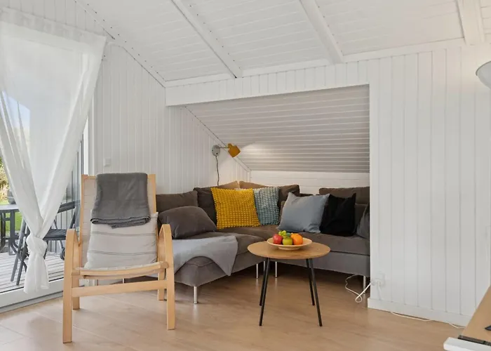 Semesterbostad Hannah - 200m From The Sea By Interhome *